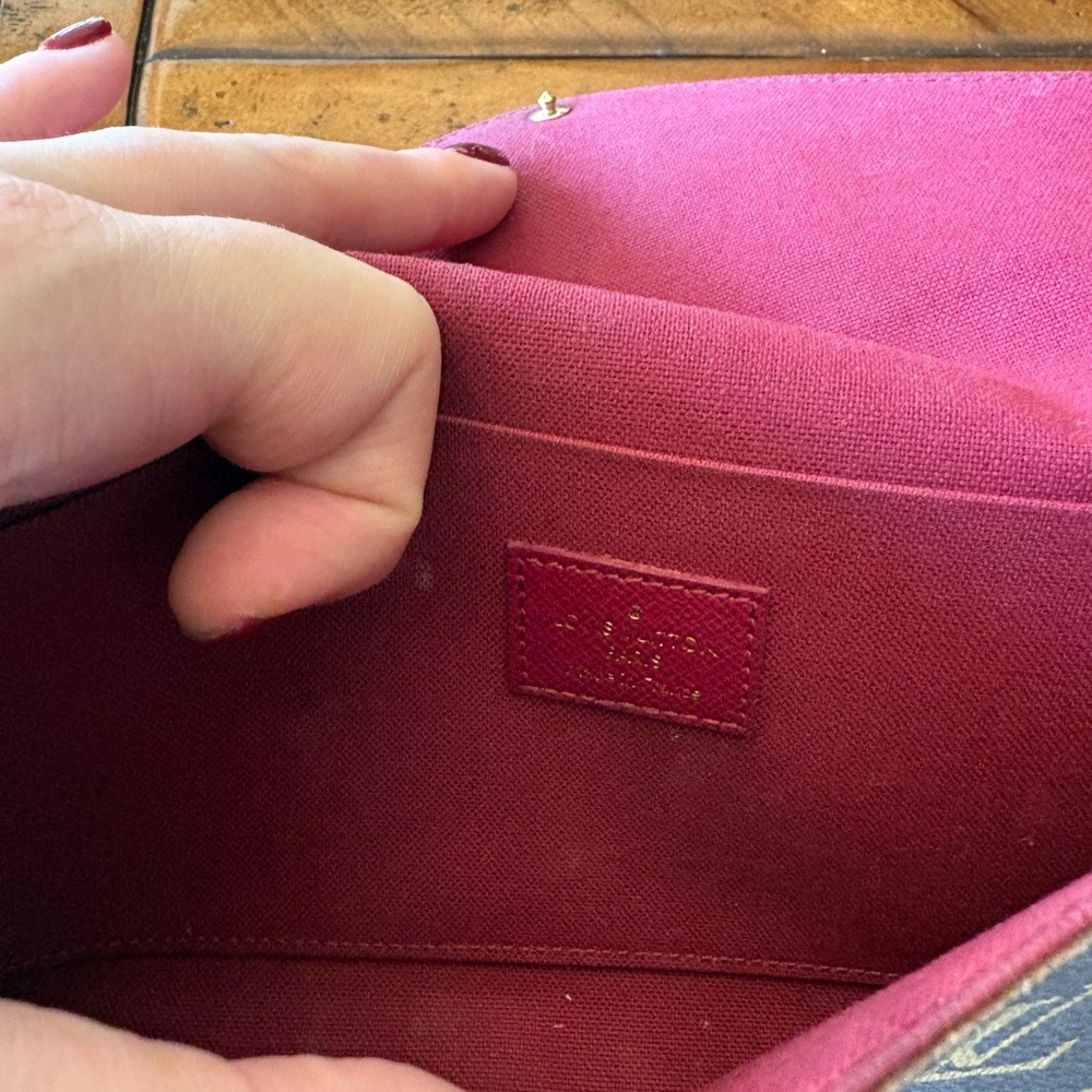 Louis Vuitton Monogram Pochette Félicie - Picture 8 of 8